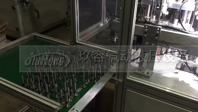 自動送料螺栓螺母羞羞漫画WWW成人漫画樱壓裝機應用